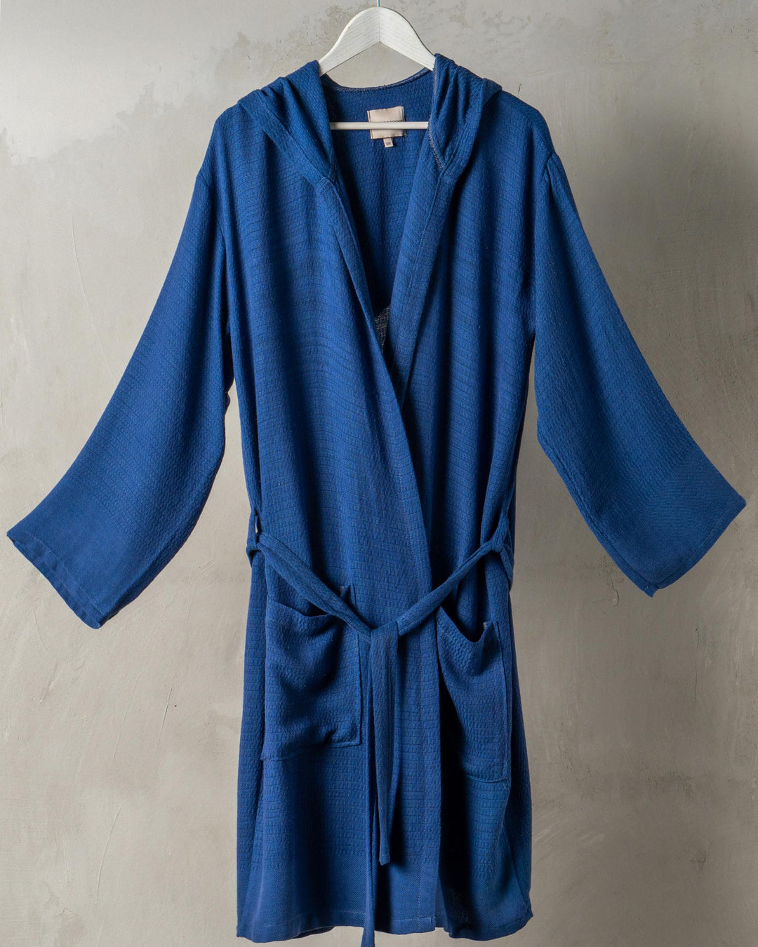 Hand-loomed waffle textured bathrobe blue